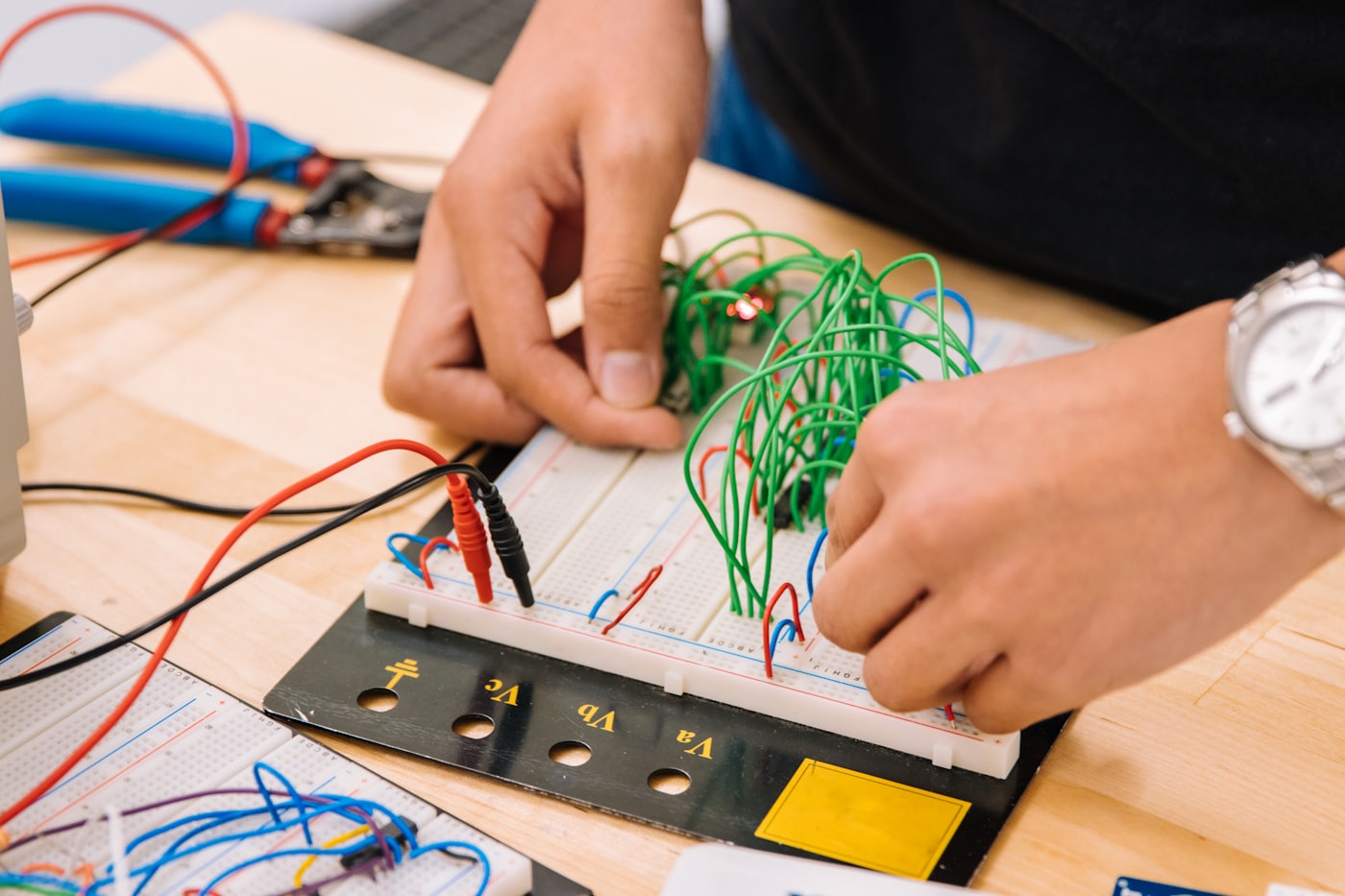 Electronics & Hardware
